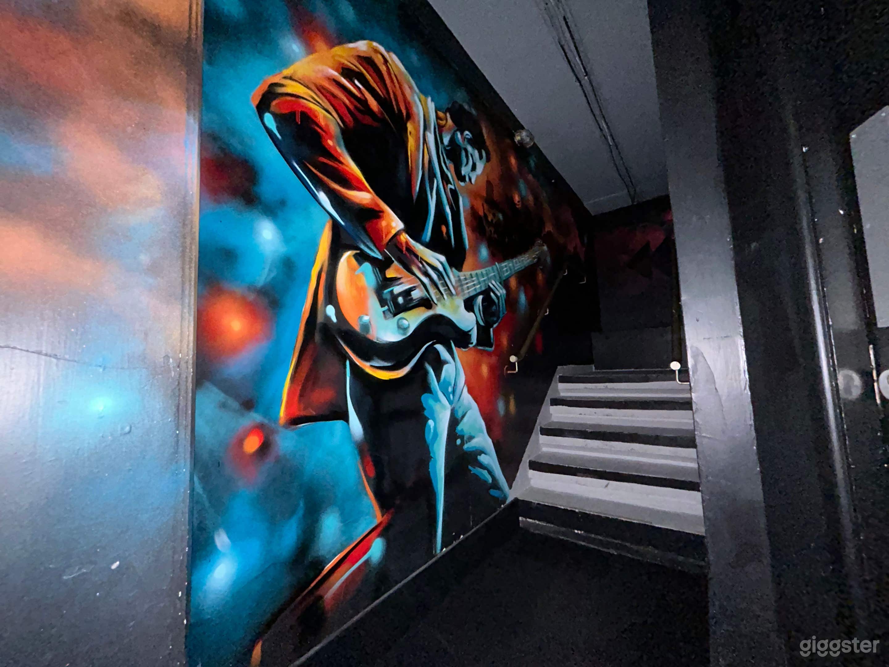 Berlin Bablyon Style All In One Music Venue  Photo 2