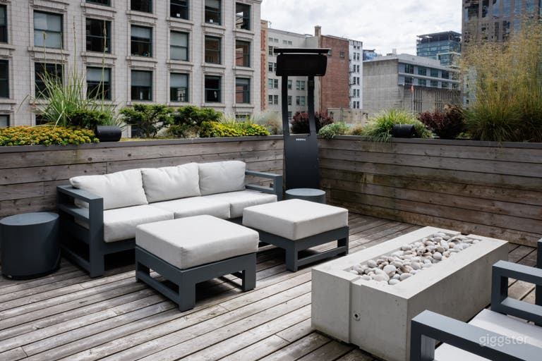  Large Elegant Industrial Event Space 