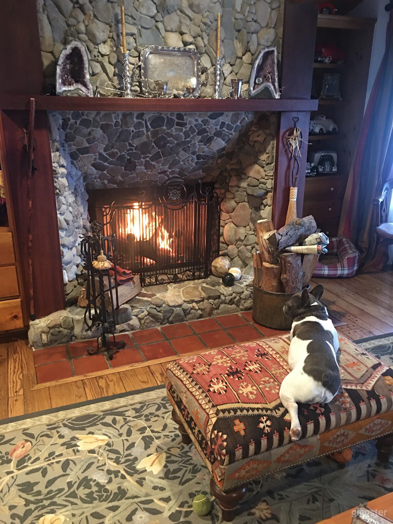 Stone fireplace, Additional one upstairs master bedroom