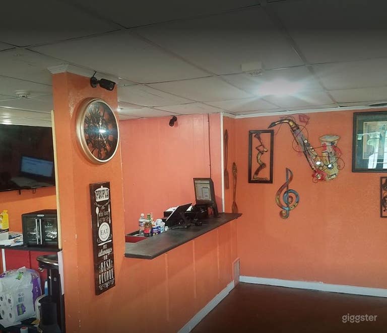  Cozy Vegan Restaurant 