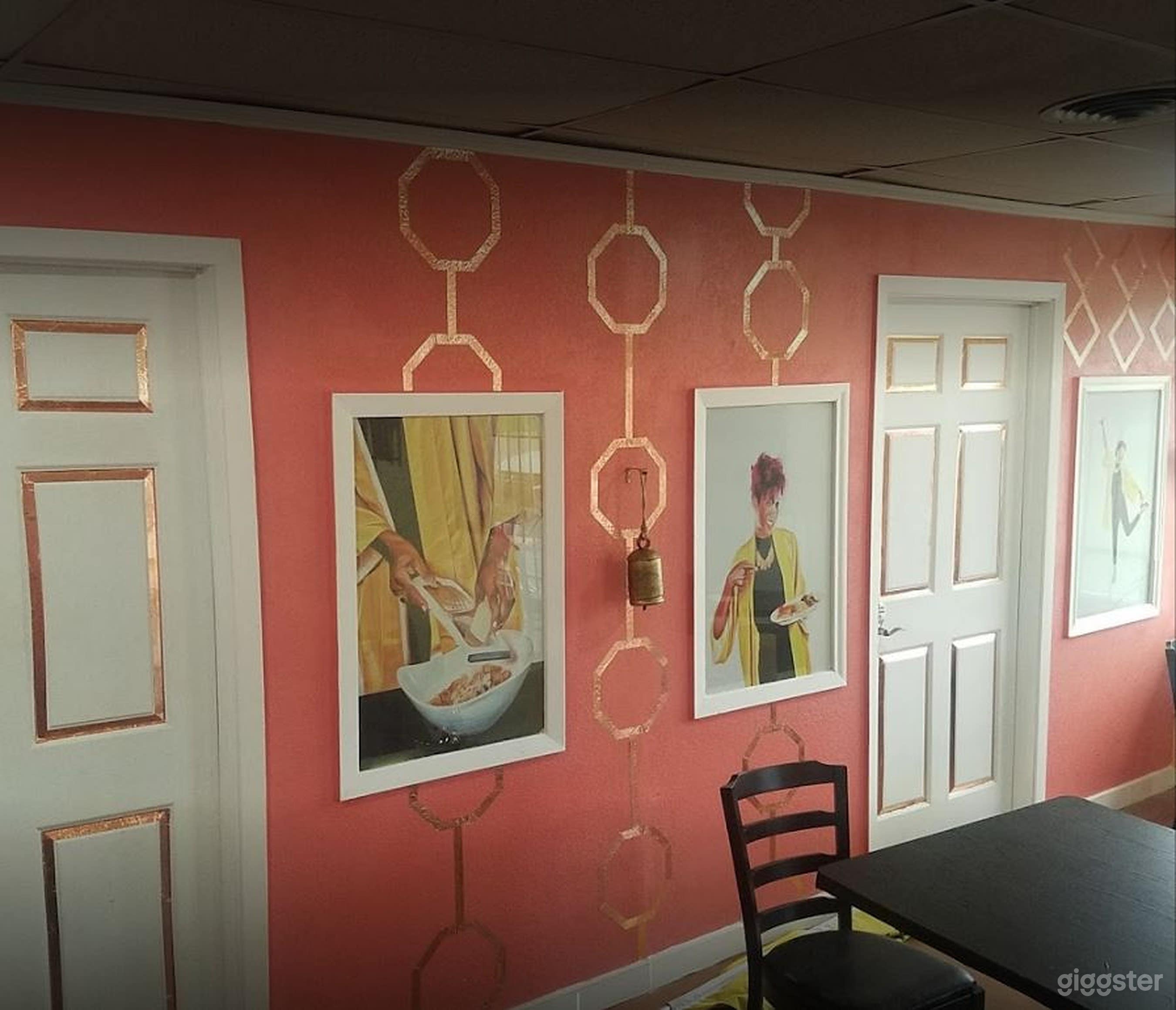 Cozy Vegan Restaurant Photo 3