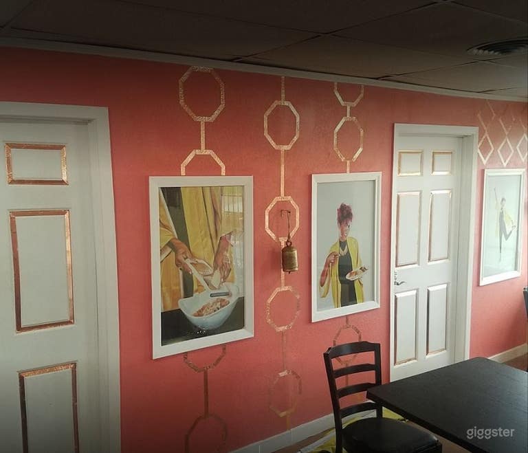  Cozy Vegan Restaurant 