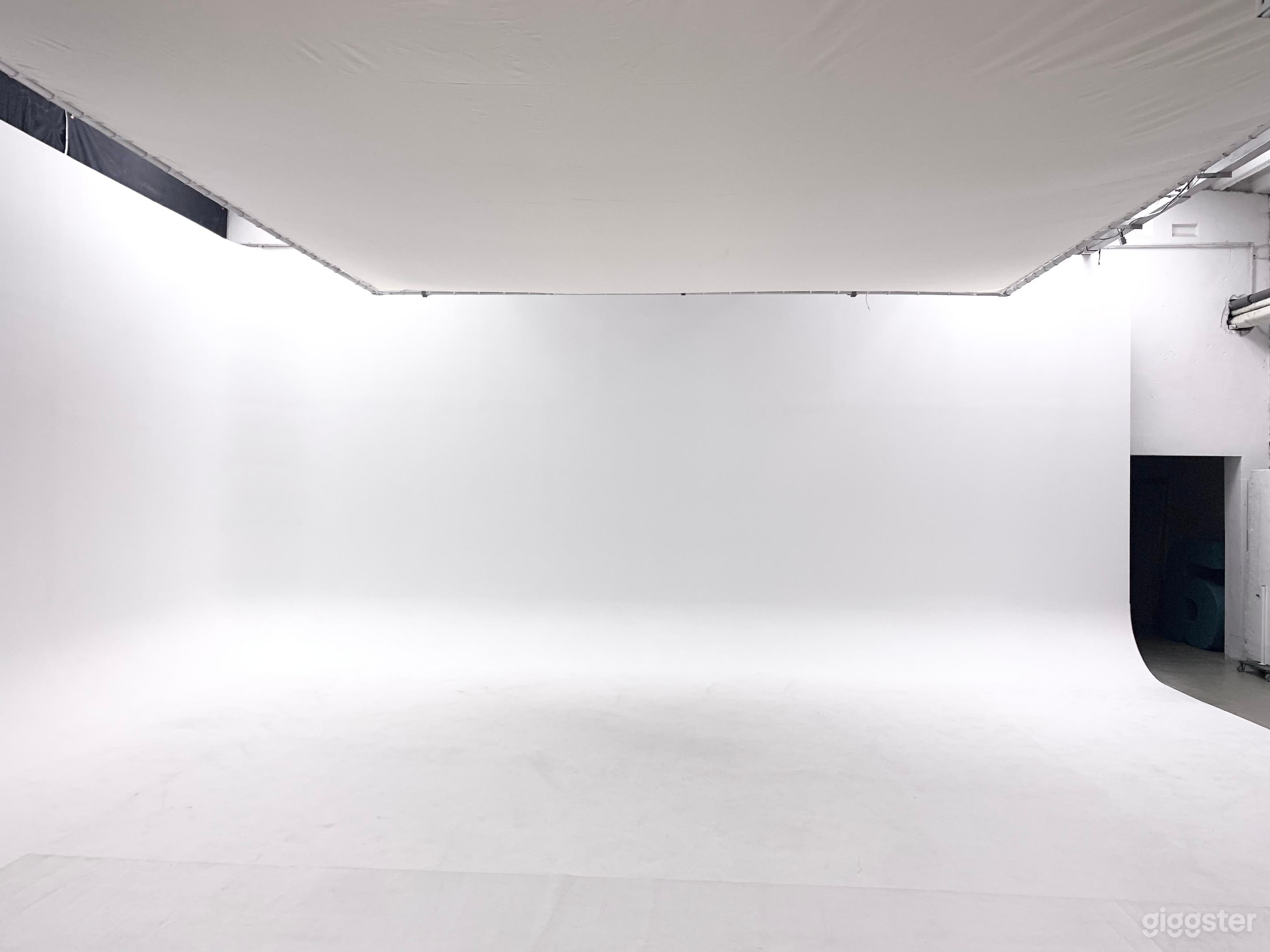 White infinity Hohlkehle