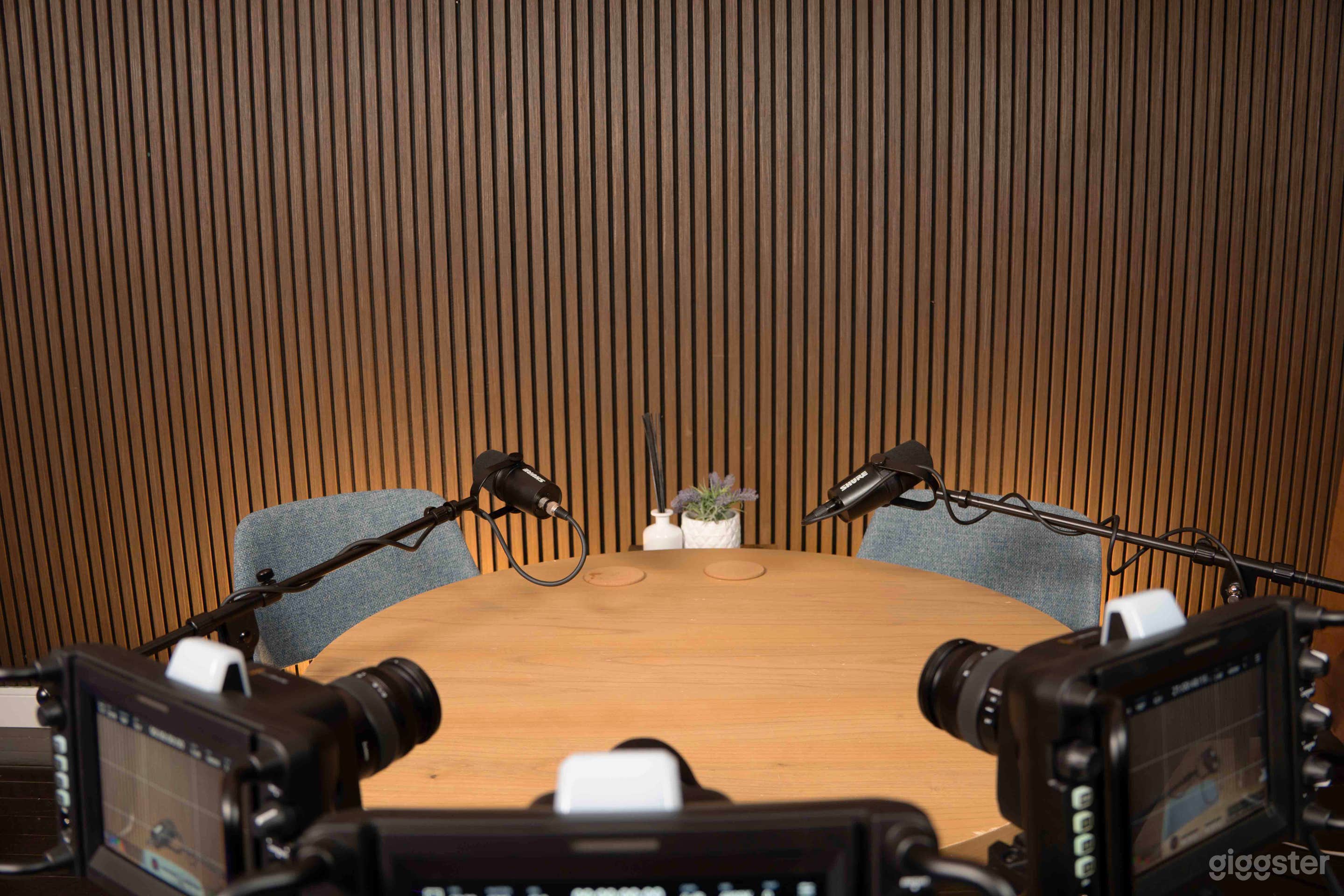 Podcast Recording Studio in the heart of Manhattan Photo 4