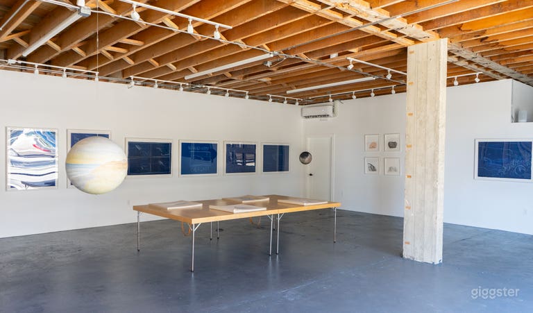  Downtown Art Gallery 