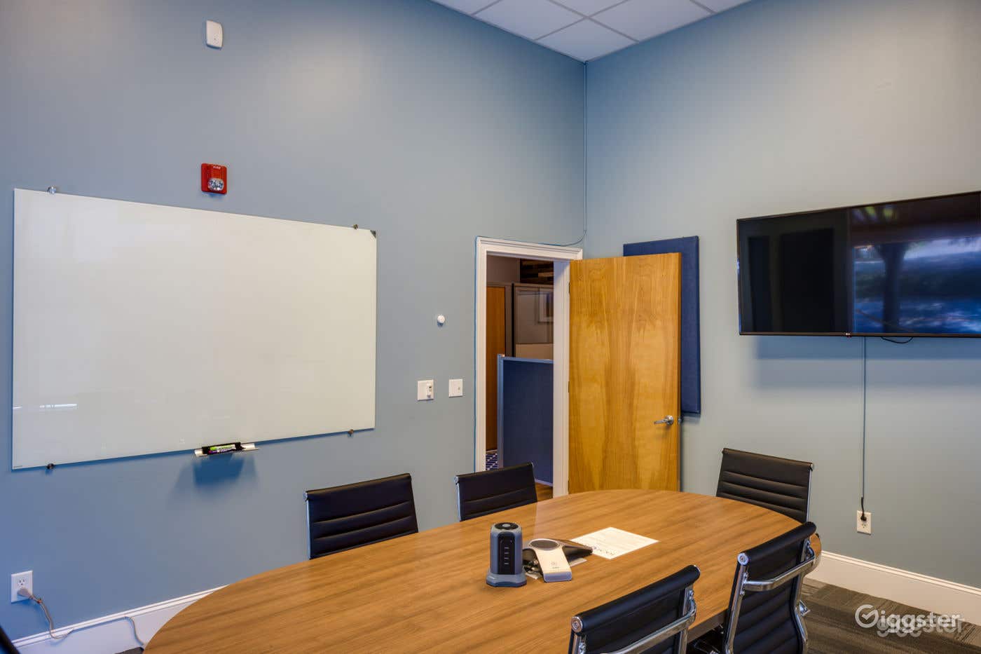 Sapphire Conference Room Photo 1