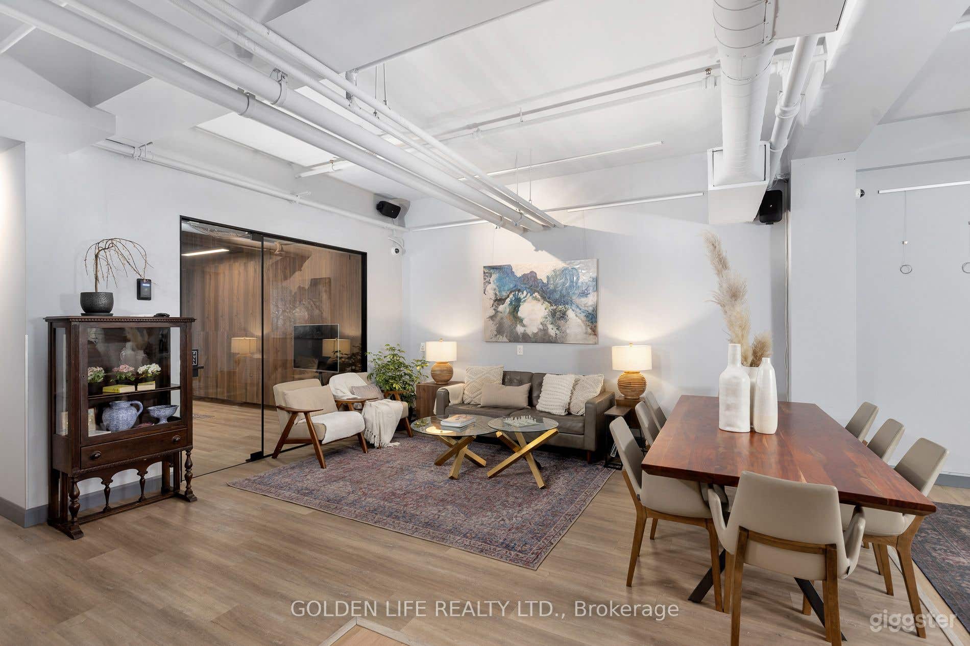 Gorgeous Event and Studio Space Photo 1