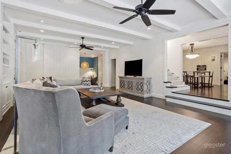  Terrace level family room with view of pub 
