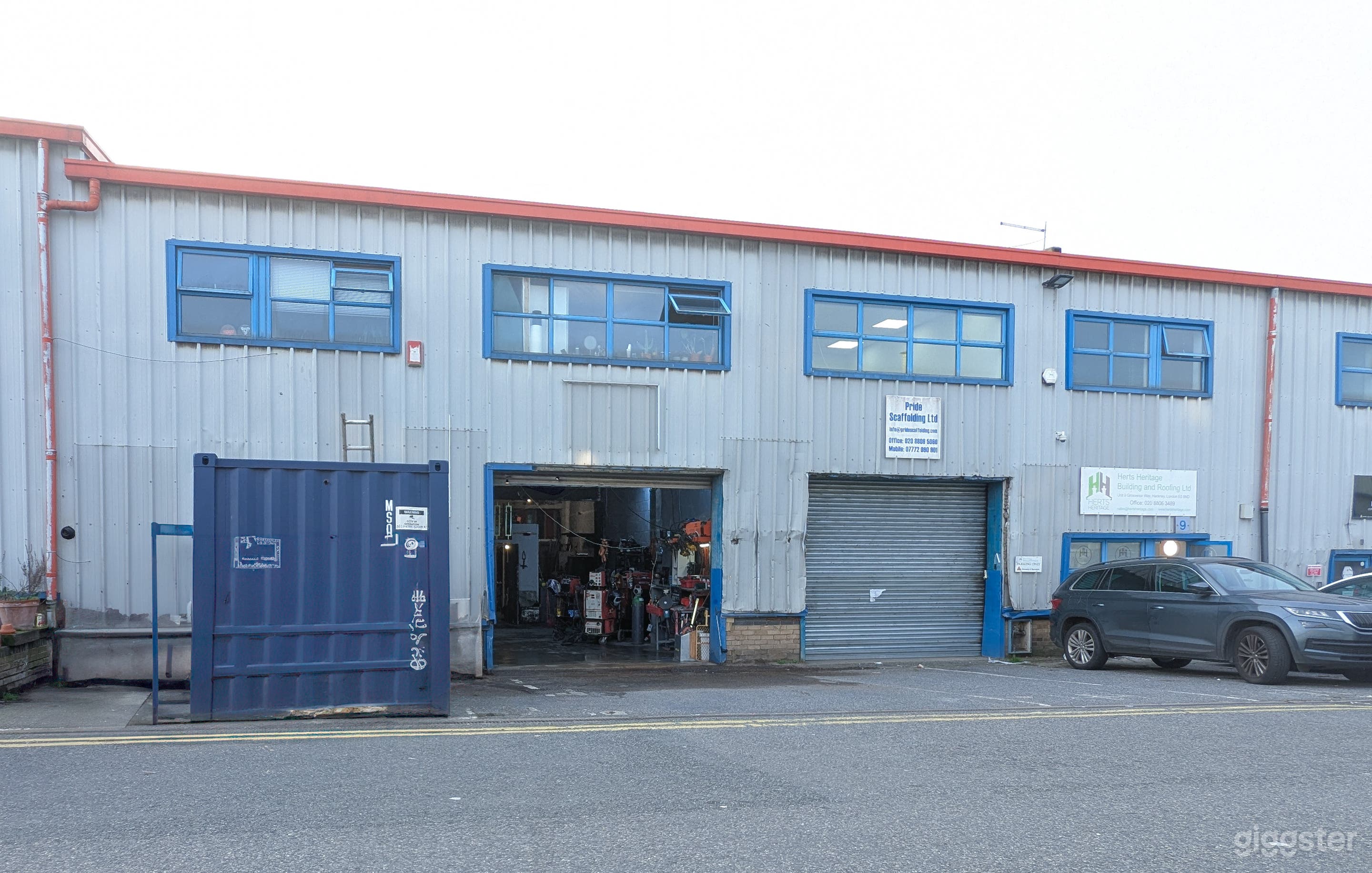 Brutalist Industrial Warehouse Film & Photo Studio (Hackney, Photo 2