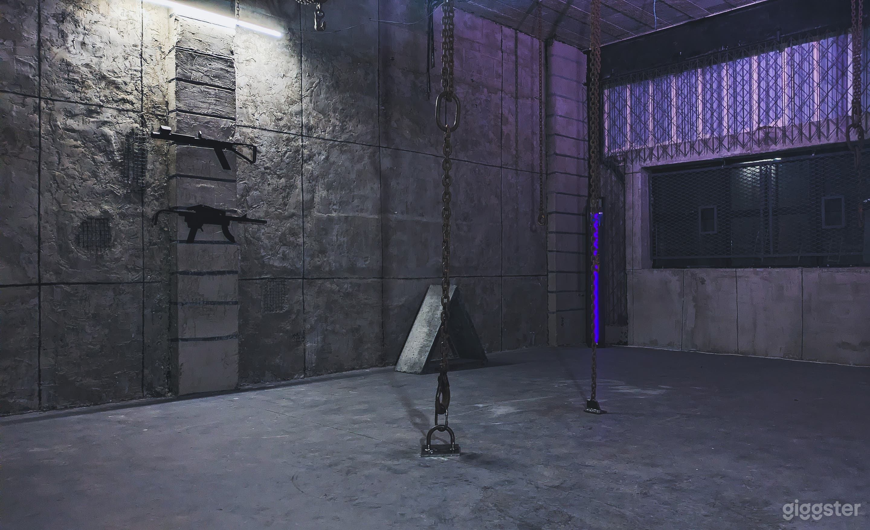 Brutalist Industrial Warehouse Film & Photo Studio (Hackney, Photo 2
