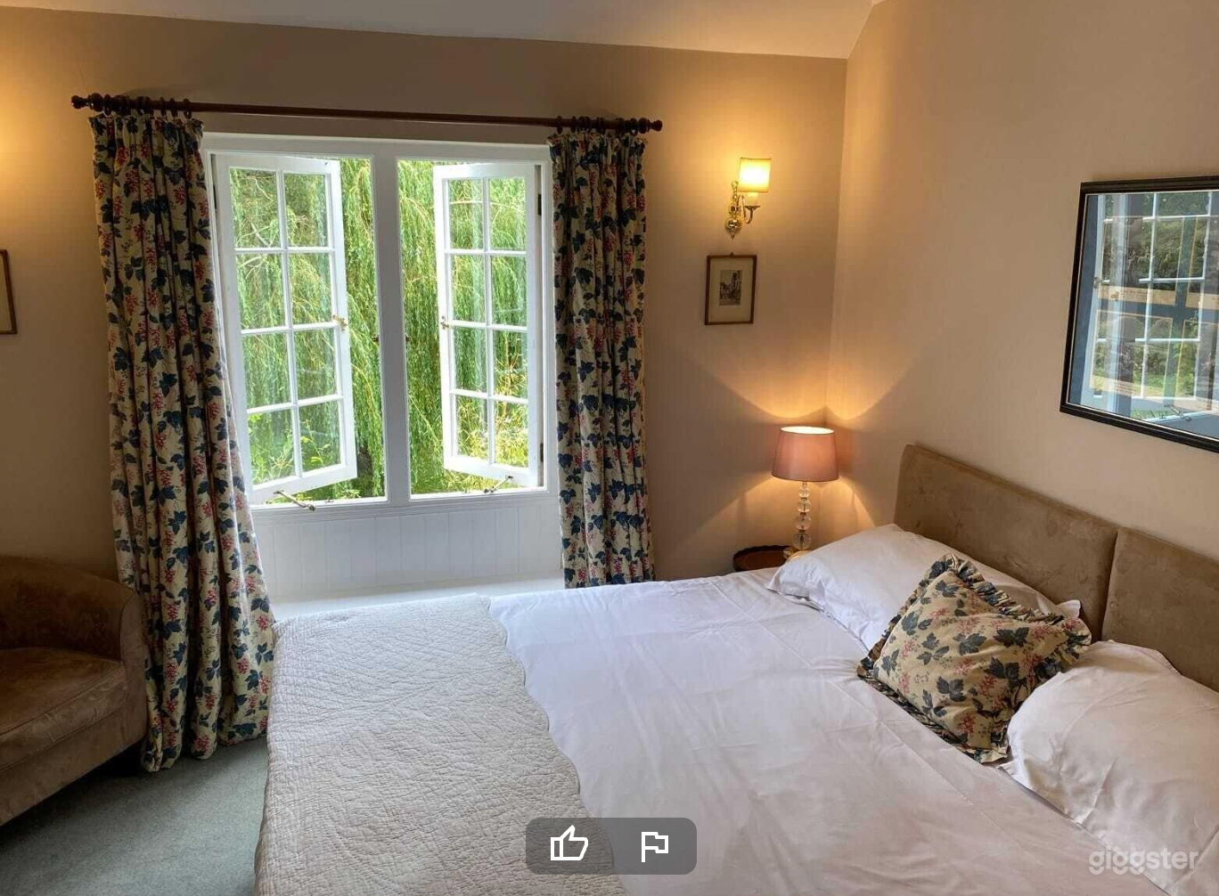 Standard Double Bedroom for Relaxation Photo 2