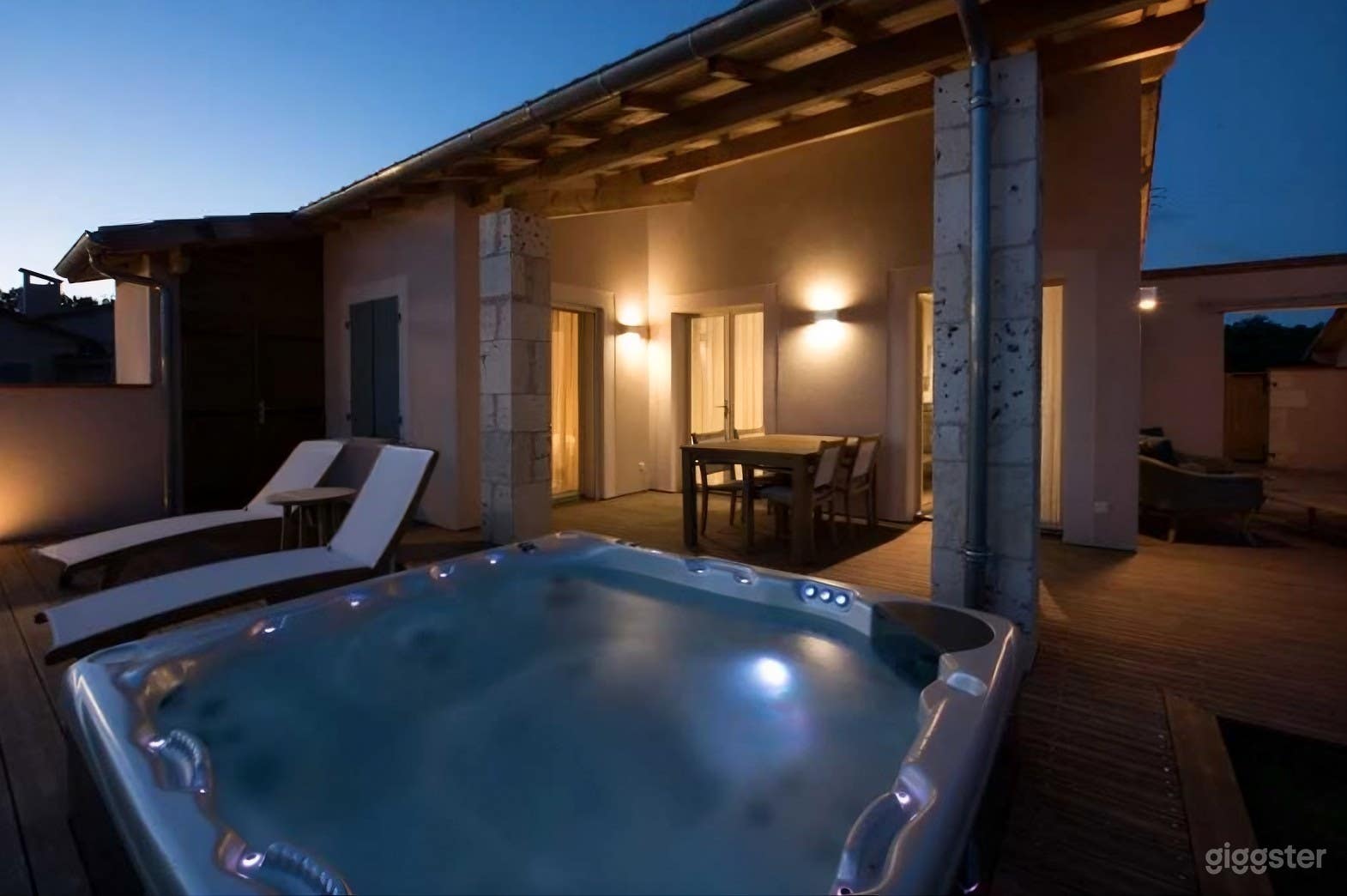 Photo de Villa Corduriès II - AC & Private Spa, Château Estate 1