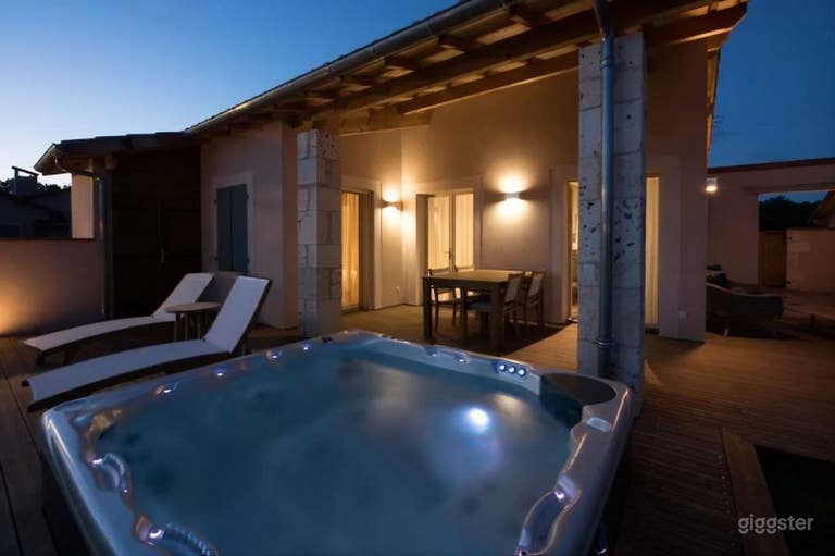  Villa Corduriès II - AC & Private Spa, Château Estate 
