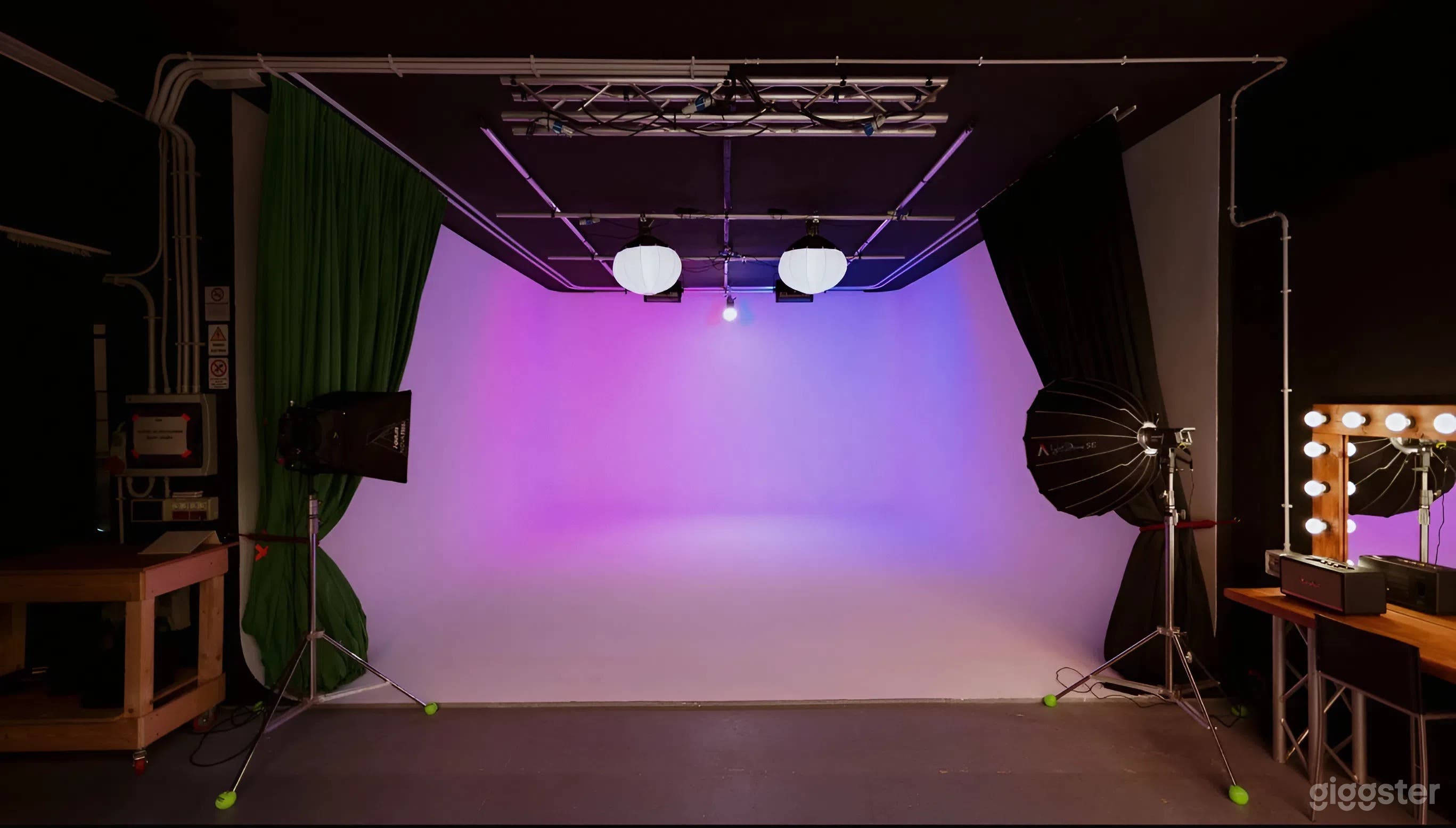 Foto di Limbo Studio Roma – Illuminazione & Supporto Inclusi 2