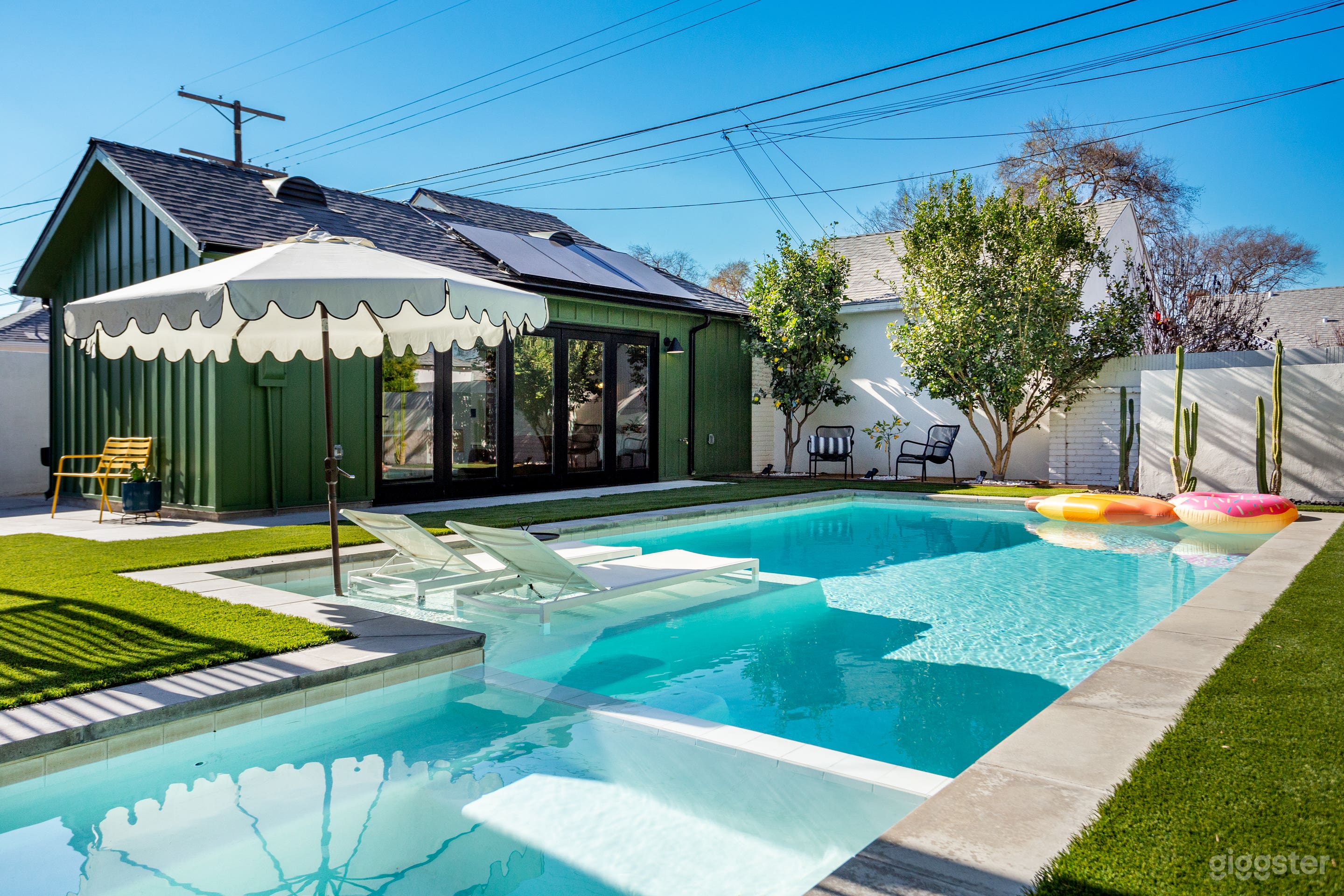 Palm Springs-Inspired Studio/Pool for Photo/Video Photo 2