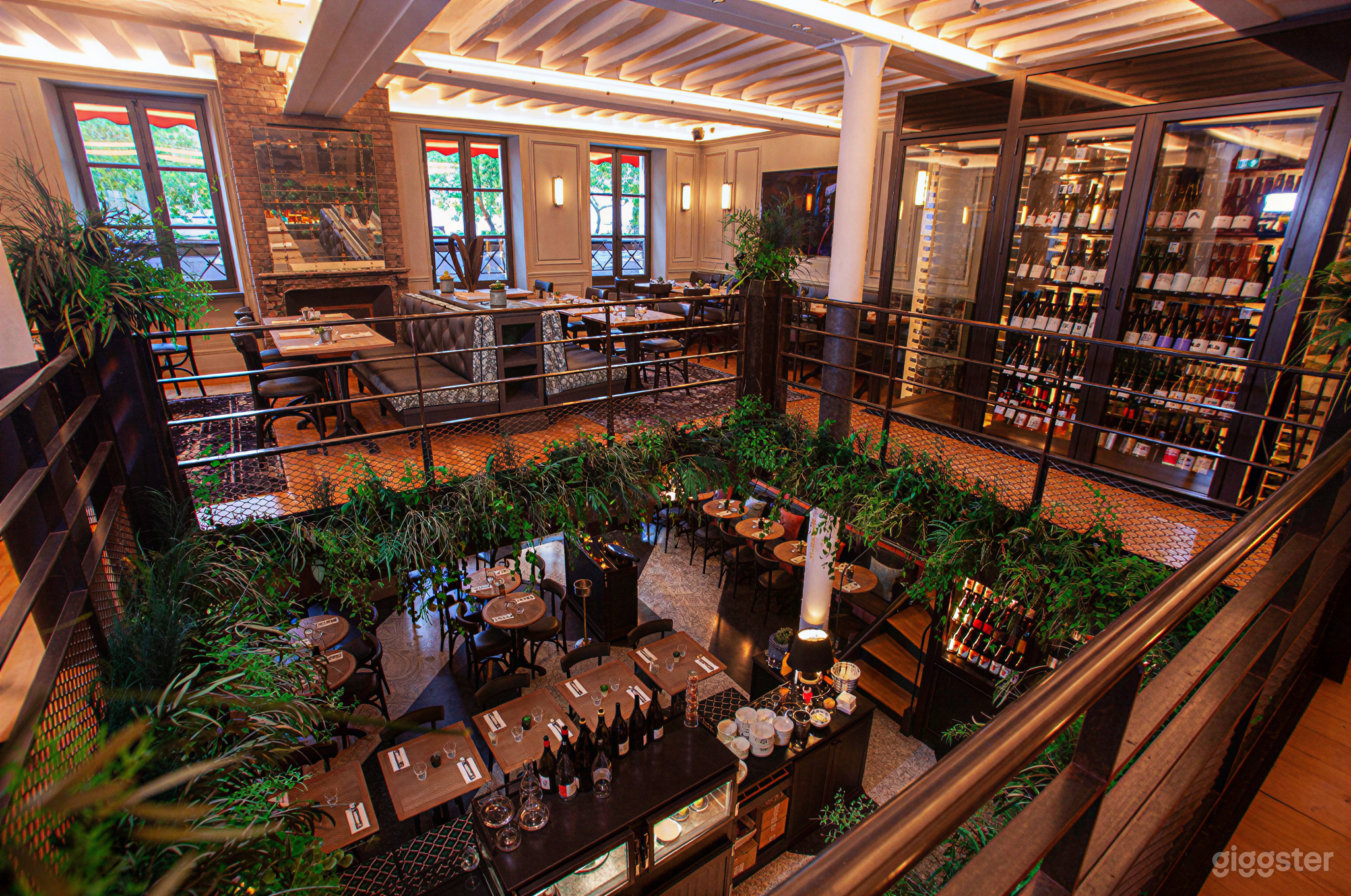 Photo de Bistro européen raffiné pour productions et événements 1