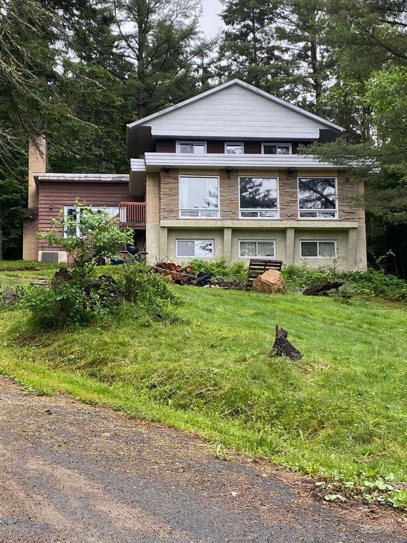 Private Laurentian House Photo 4