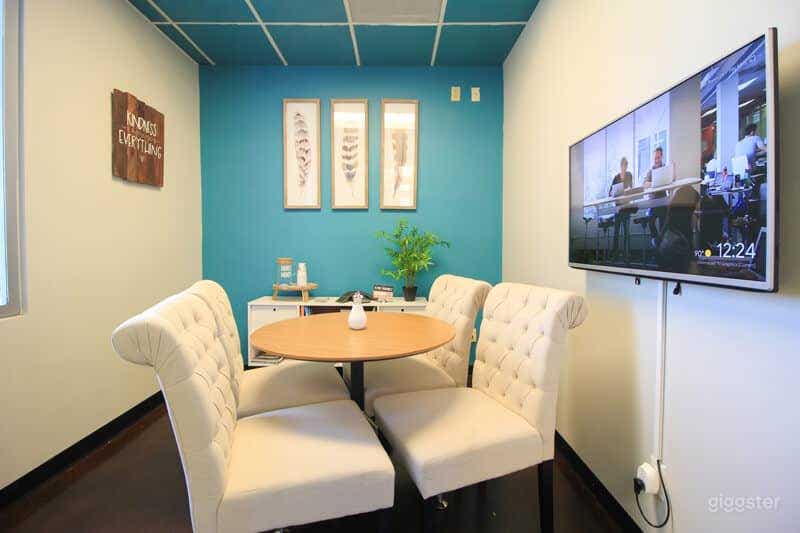 Comfortable Space for A Client Meeting - Blue Room Photo 2
