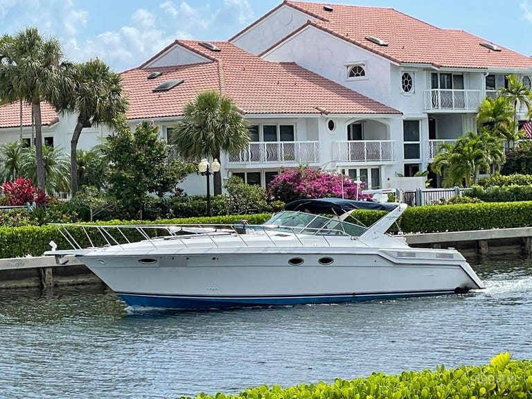  46' Yacht - Wellcraft Portofino 