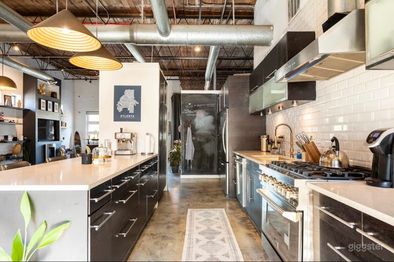  Ático penthouse en el centro con azotea de 1850 pies cuadrados 