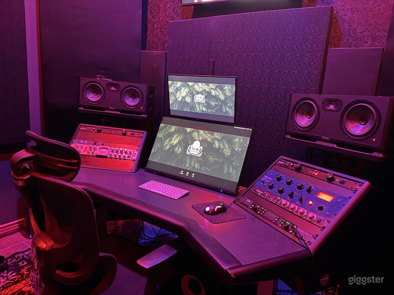  High End Recording Studio - Full Buyout 
