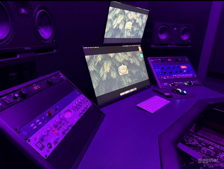  High End Recording Studio - Full Buyout 