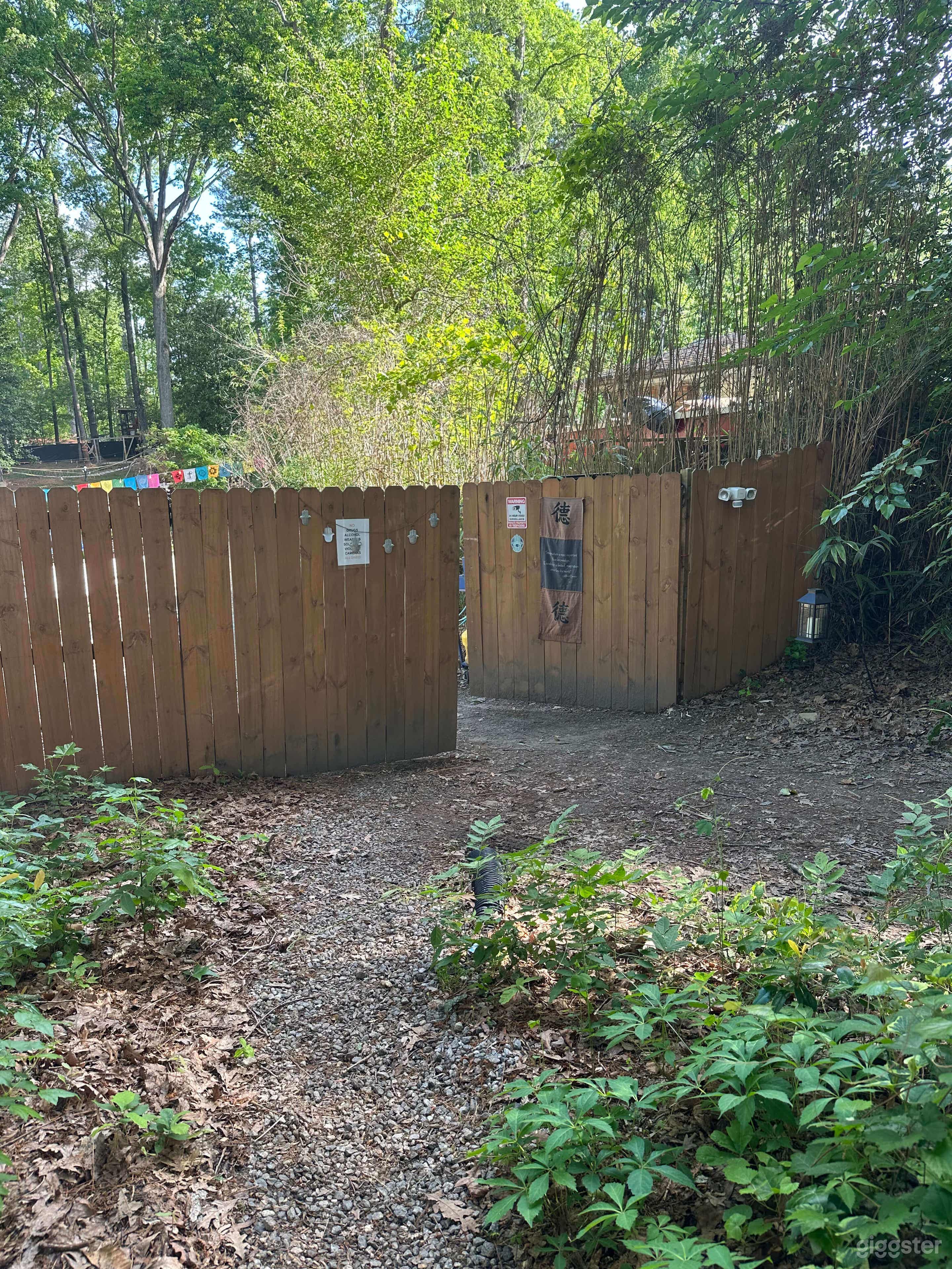 Goat, Cow &amp; Chicken Farm w/ Treehouse &amp; Zen Garden Photo 4