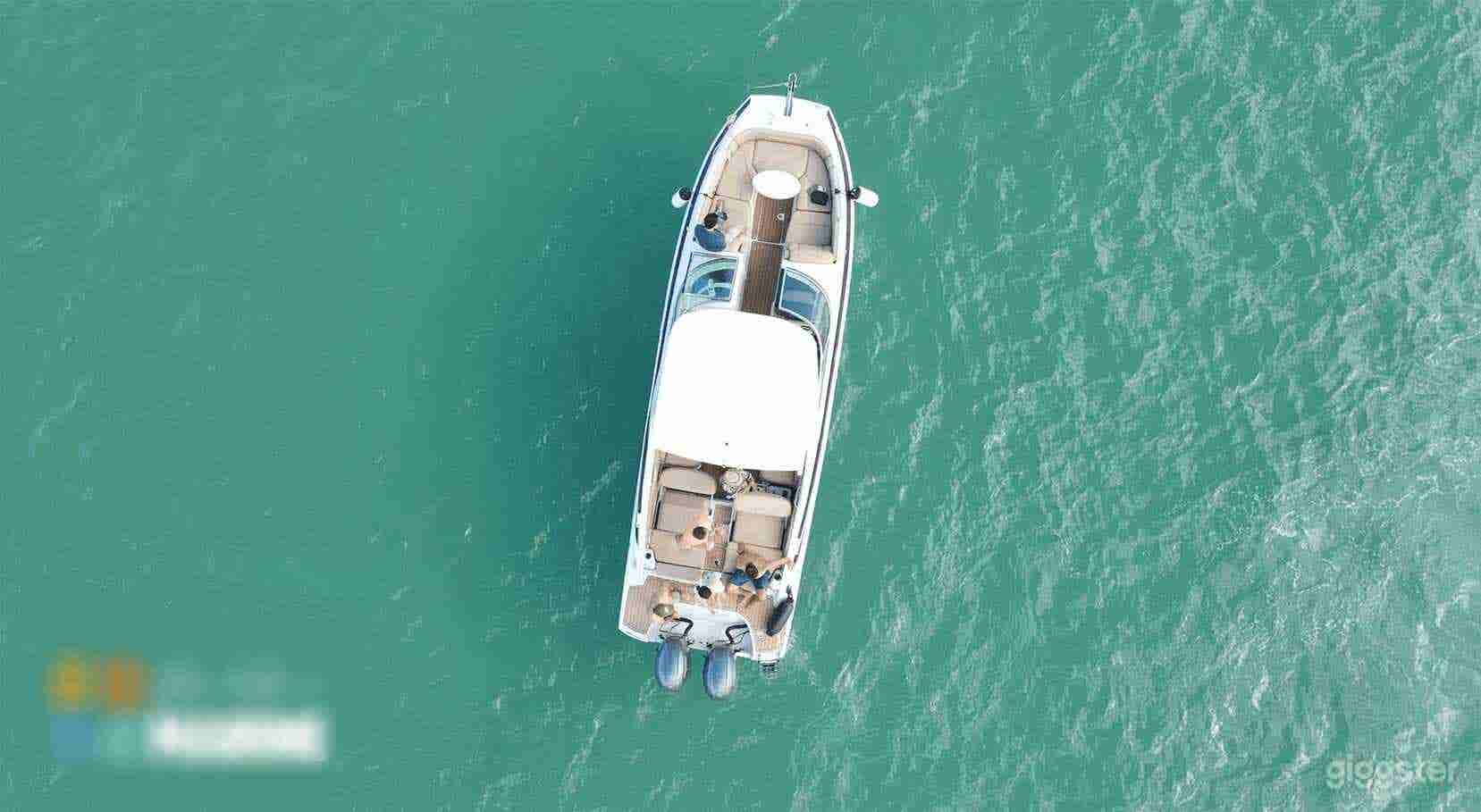 CROWNLINE E 305XS Boat Photo 1