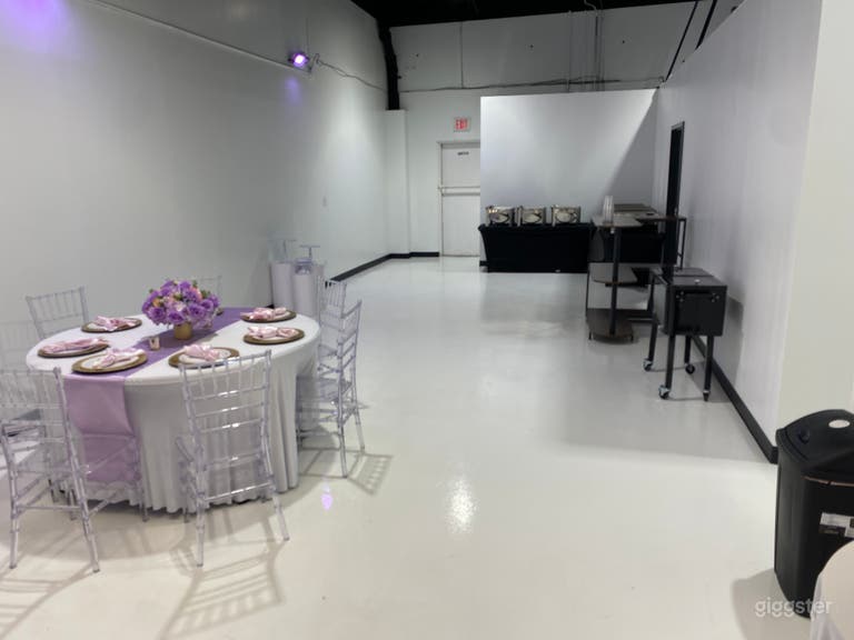  Modern Glam-Themed Space w/ Complete Setup Included 