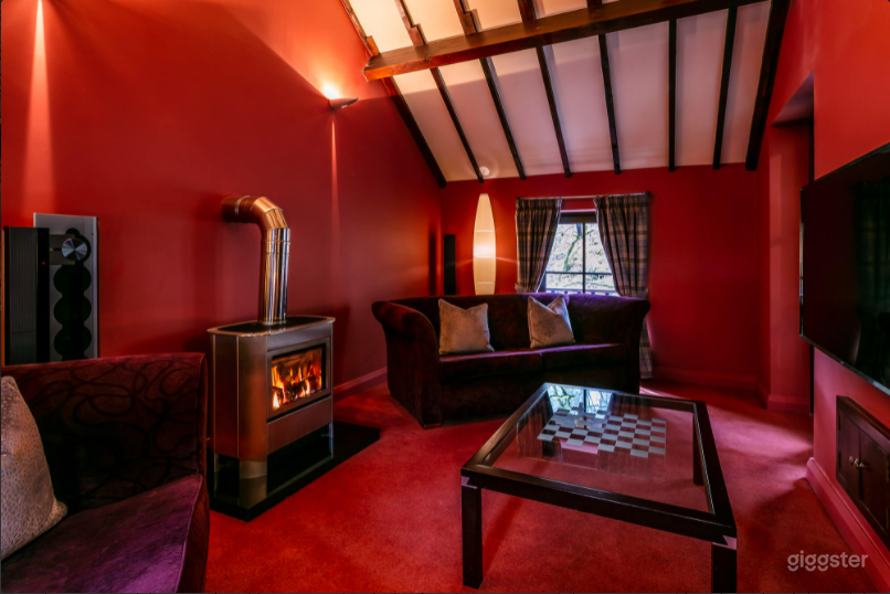 BECKSIDE EAST Photo 1