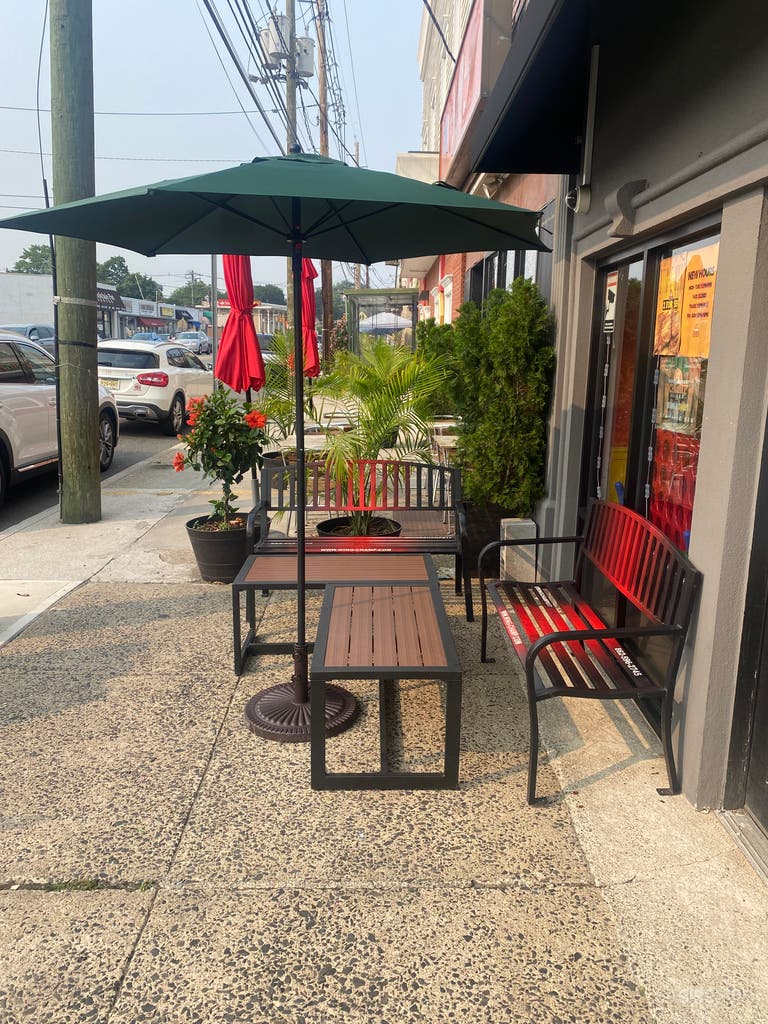  Hermoso restaurante en el centro de Bloomfield, NJ 