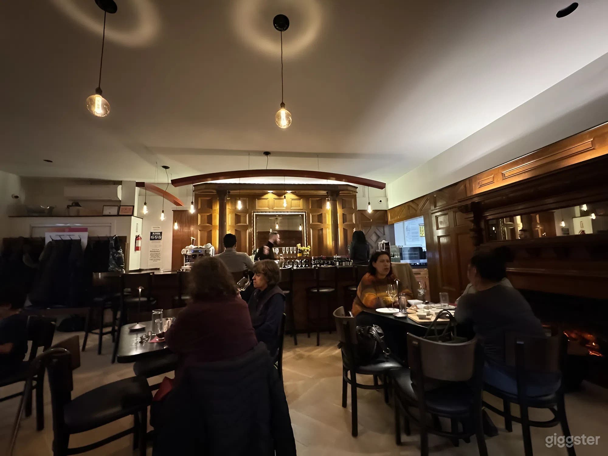 Chic Wine-Forward Event &amp; Creative Studio with Bistro Vibes Photo 4