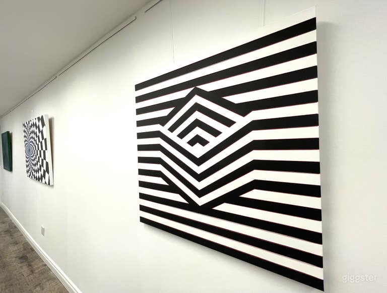  Midtown Contemporary Art Gallery 