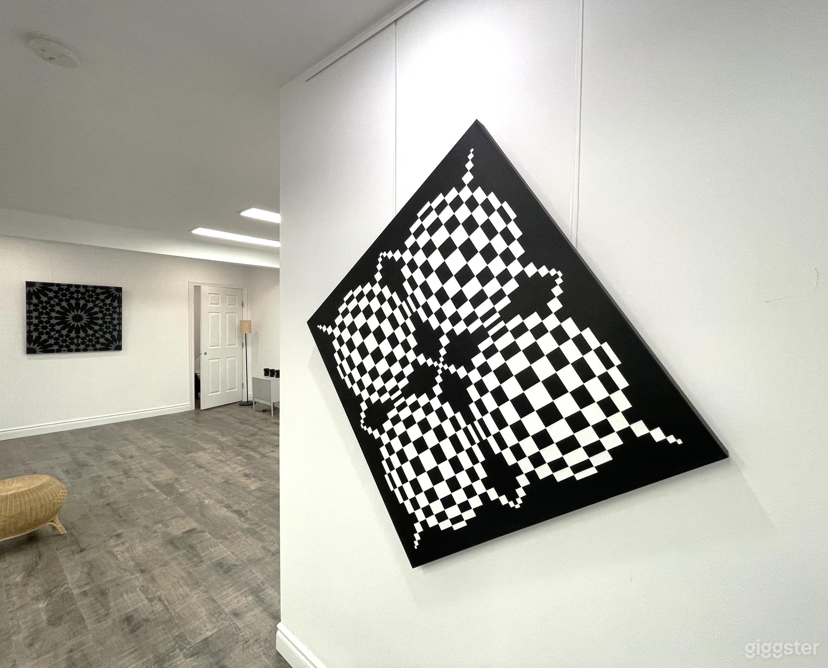Midtown Contemporary Art Gallery Photo 3