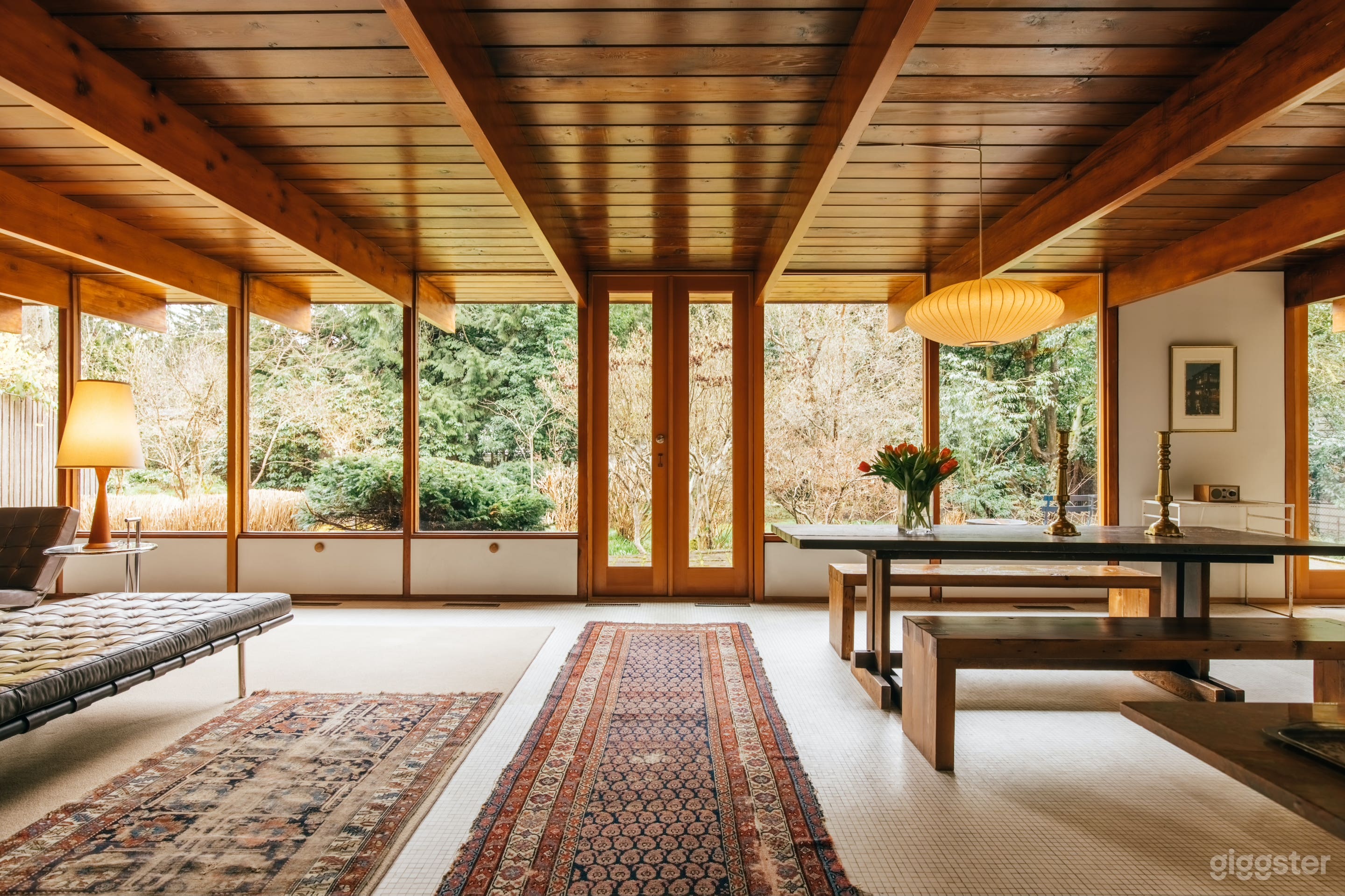 Coast Modern Bungalow Photo 1