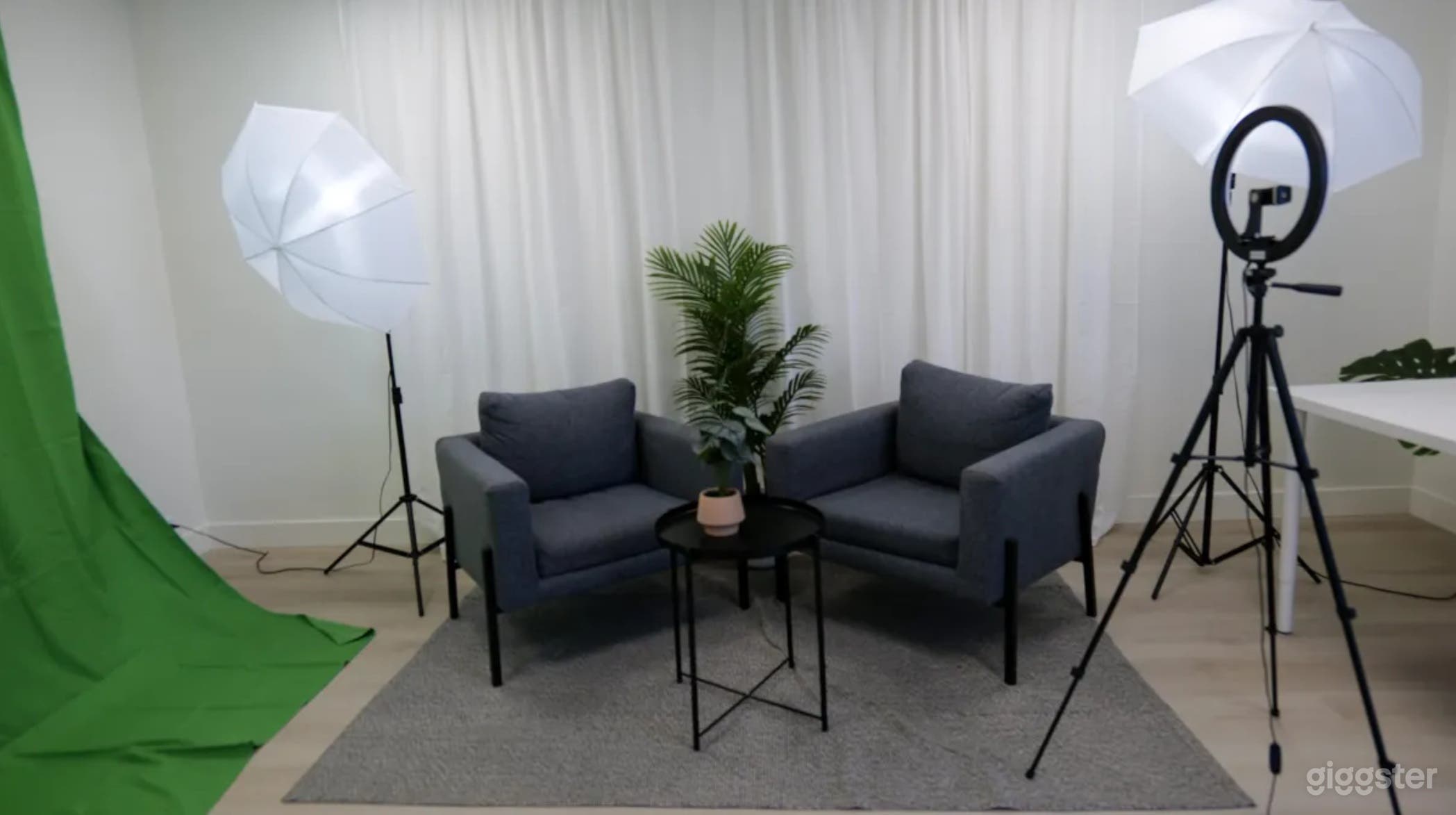 Central San Diego Content Room Photo 2