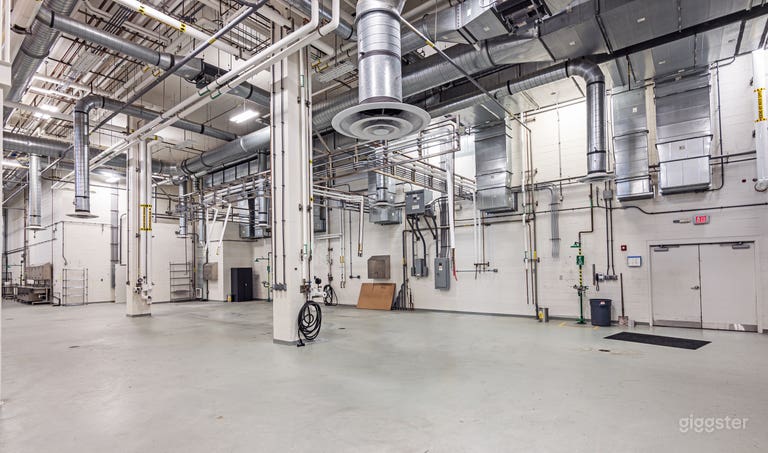  Hi Tech Office and lab in Scottsdale 