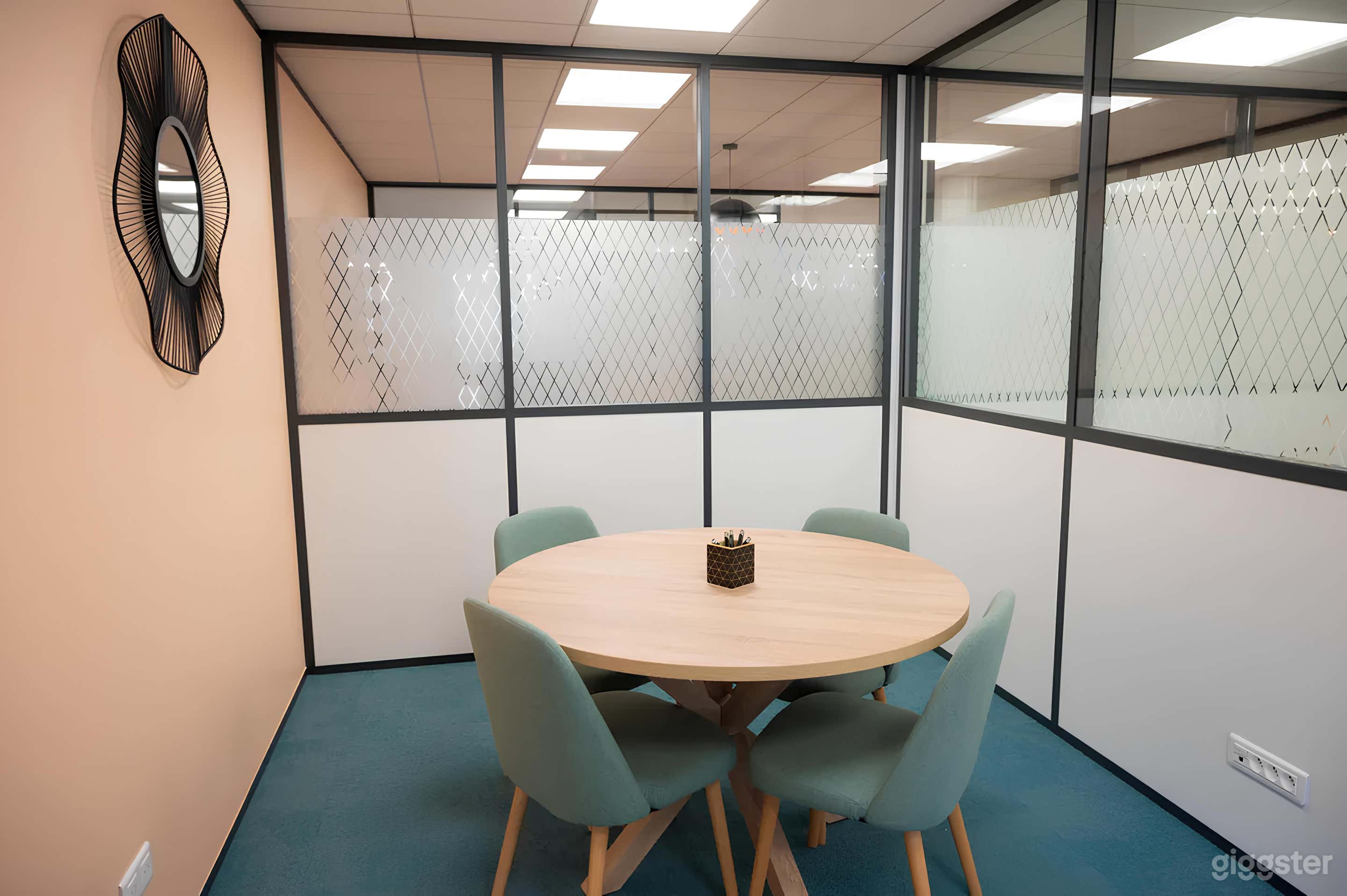 Photo de Salles de réunion pour 4 personnes 4