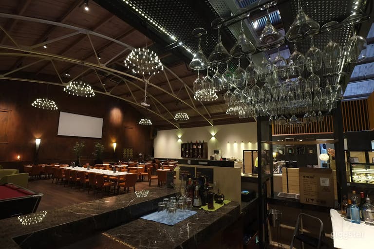  Ristorante Versatile con Spazio Riunioni - Esclusiva 