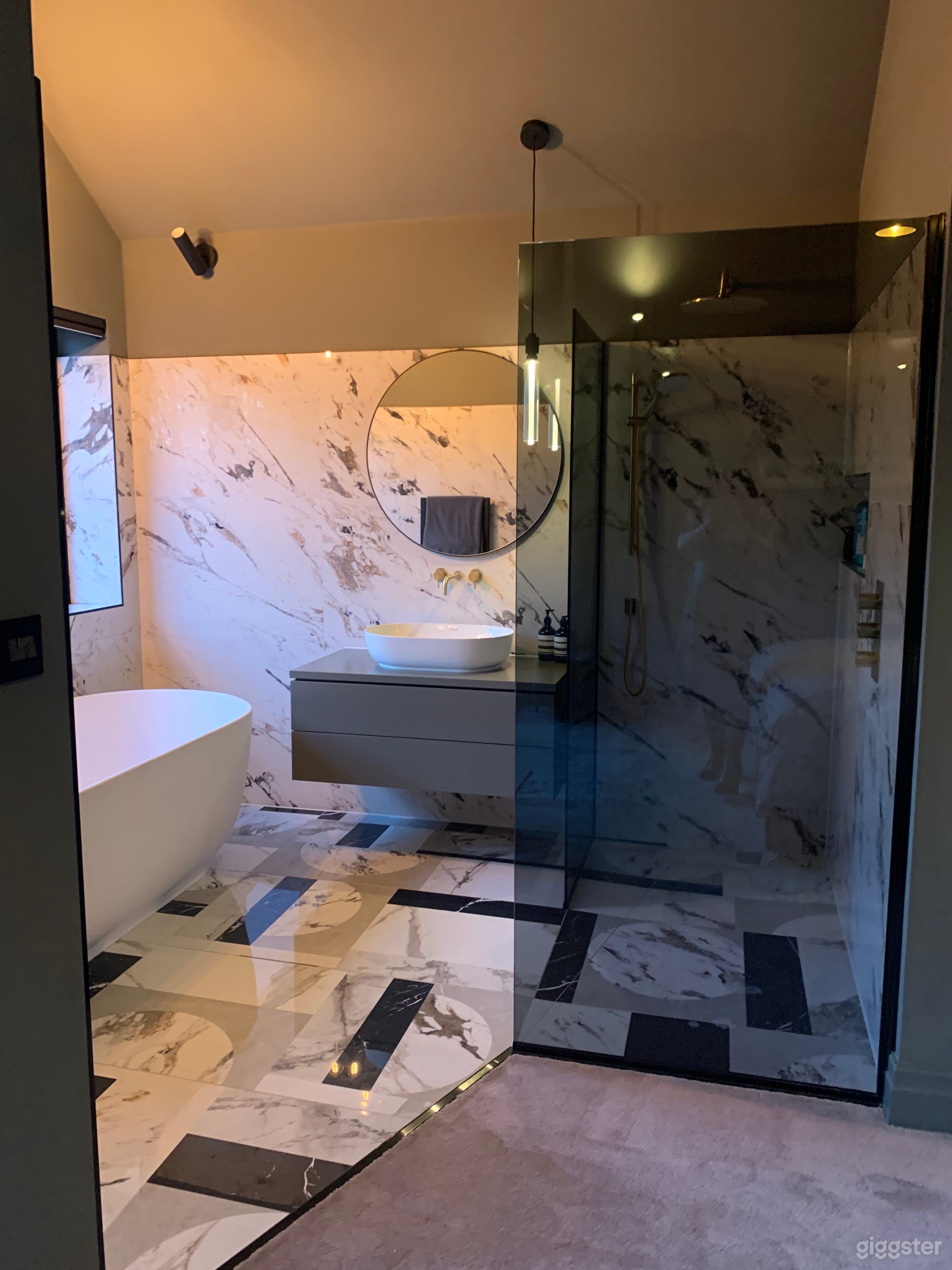 All duravit fitting in master bedroom en-suite