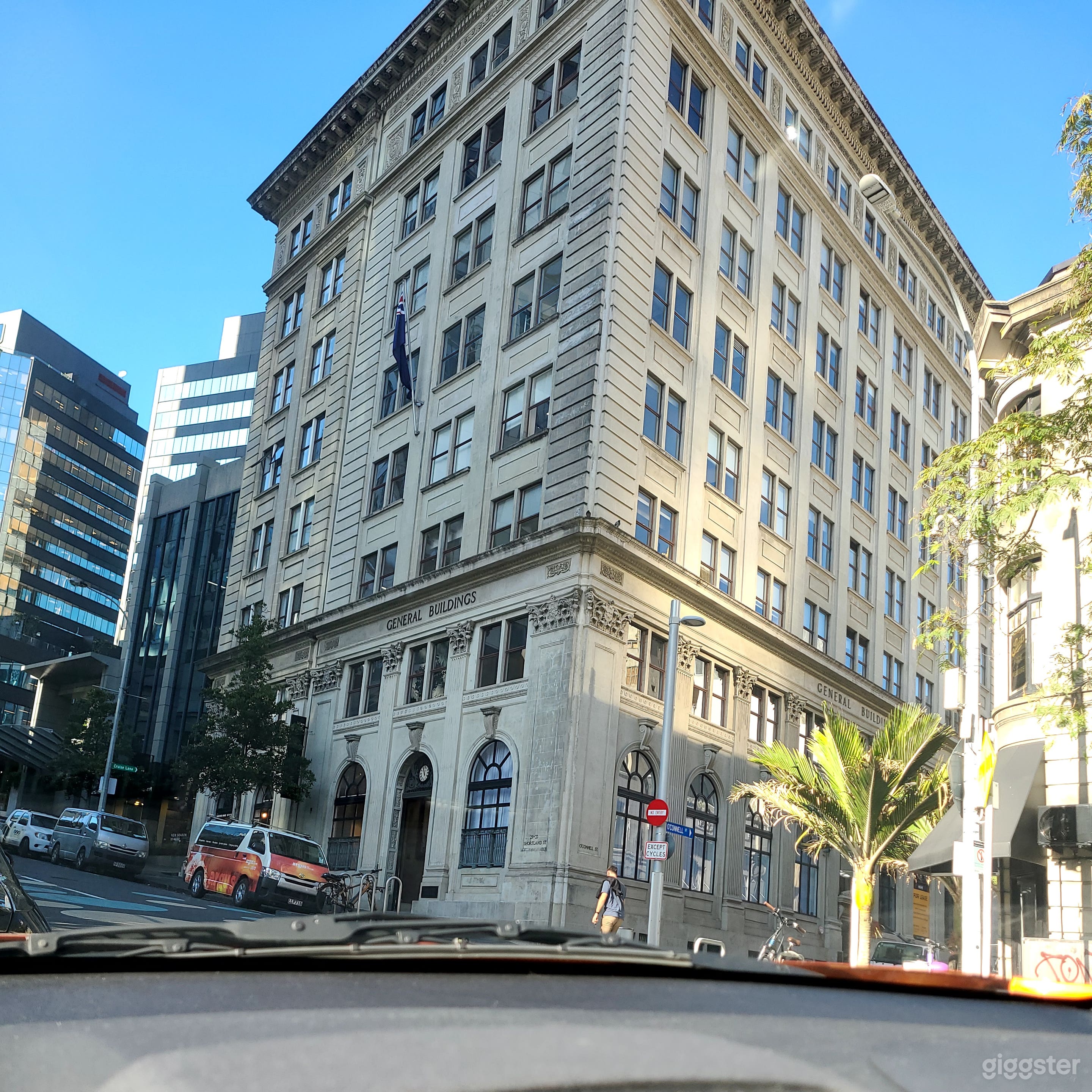 Perfect venue for any event. Photo 2