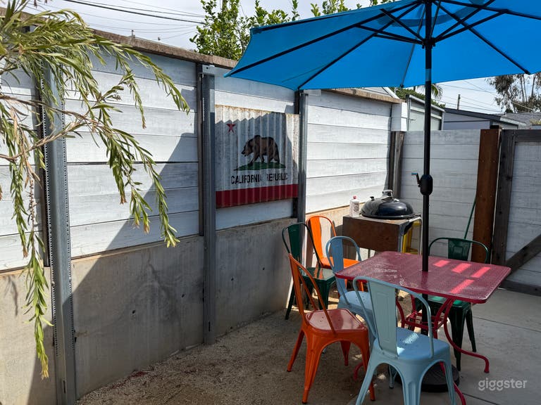  Cooking Demo or food show, artists bungalow with light 