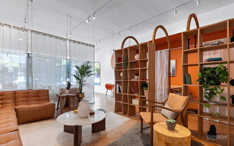  Cozy Lounge Retreat in San Rafael 