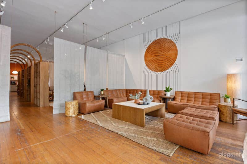 Cozy Lounge Retreat in San Rafael Photo 3