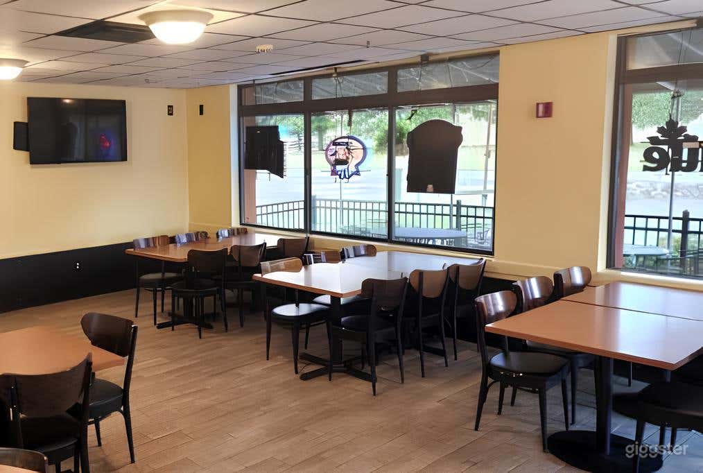 Small Private Party Room Photo 3