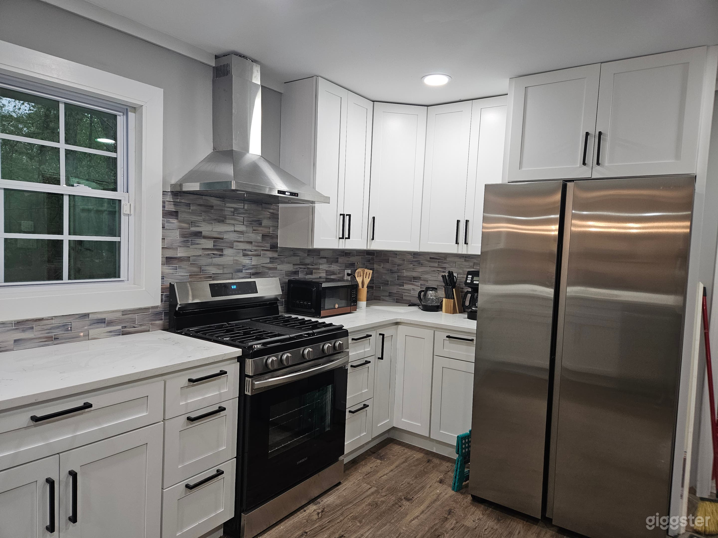 Open concept kitchen. 
