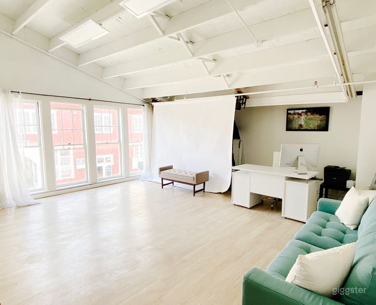  Gorgeous photo studio on iconic Cannery Row 