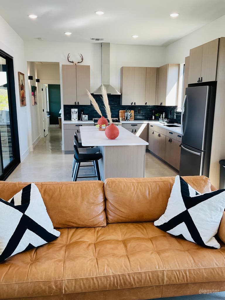  Modern Hill Country Cabin with Views and Pool! 