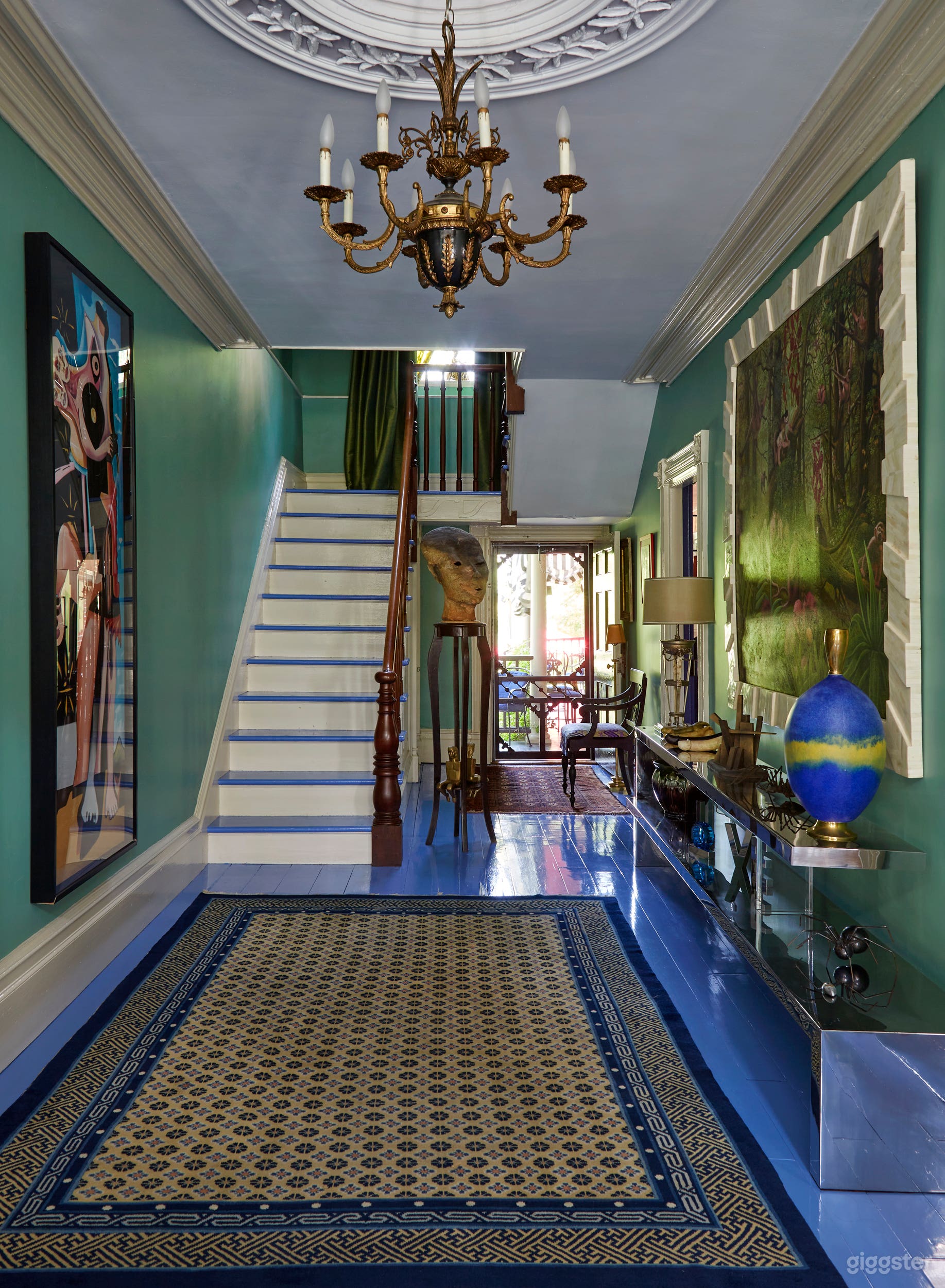 1790 Artistic, Updated, and Colorful Townhouse Photo 3