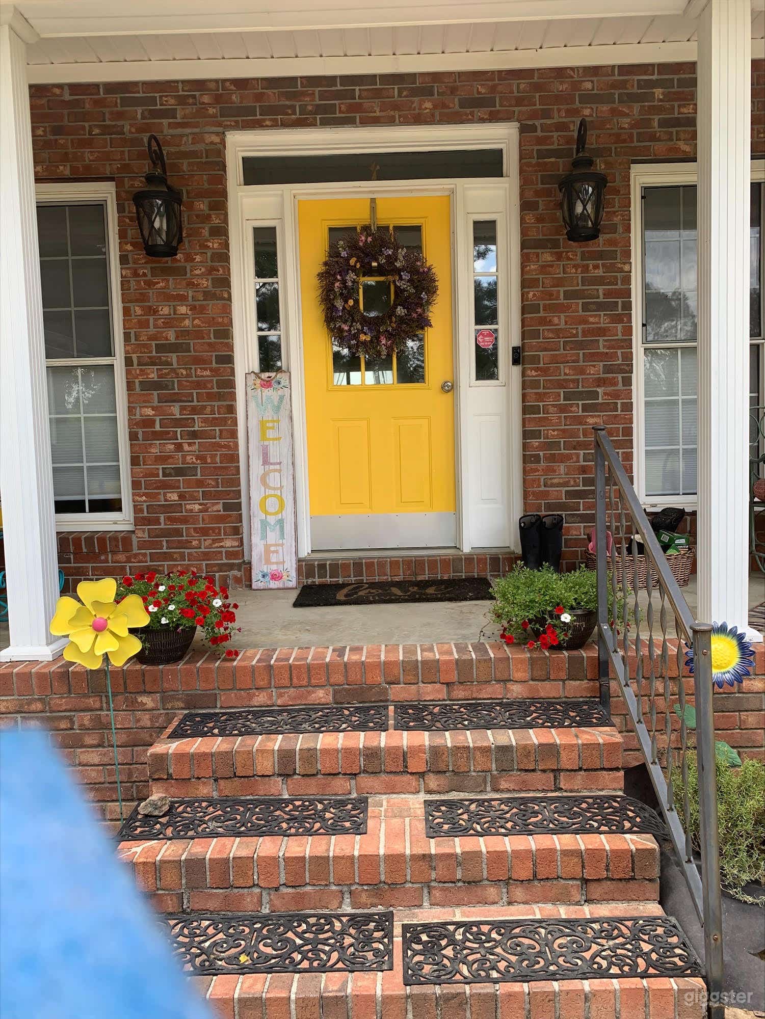 Country Farm House with Private Lake &amp; Forest in Atlanta Photo 2